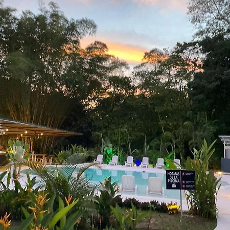Grand Park Manuel Antonio 호텔 케포스 외부 사진