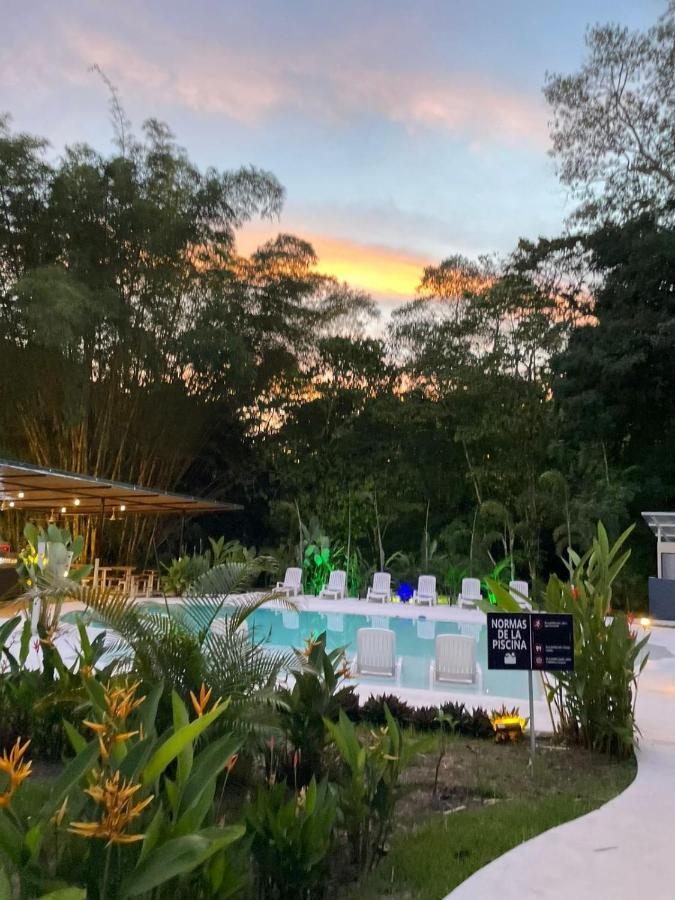 Grand Park Manuel Antonio 호텔 케포스 외부 사진