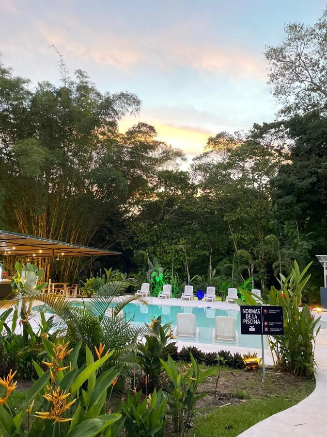 Grand Park Manuel Antonio 호텔 케포스 외부 사진
