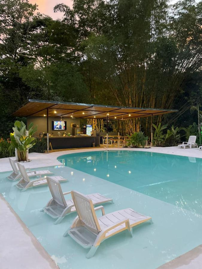 Grand Park Manuel Antonio 호텔 케포스 외부 사진