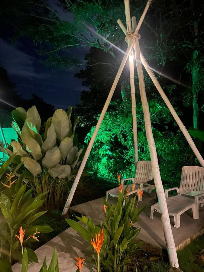Grand Park Manuel Antonio 호텔 케포스 외부 사진